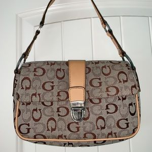 small Guess purse
